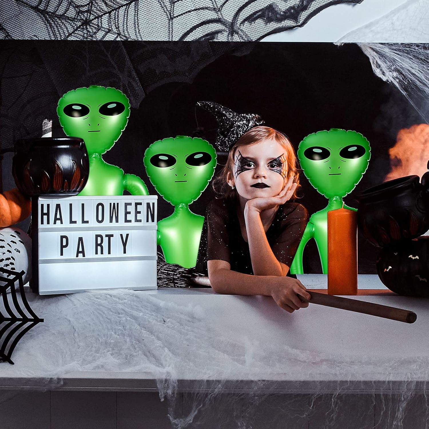 BBTO 3 Pcs Alien Inflates Inflatable Jumbo Alien Blow up Toy for Party Decorations, Halloween, Birthday, Theme Party(35 Inch,Green) - Image 5